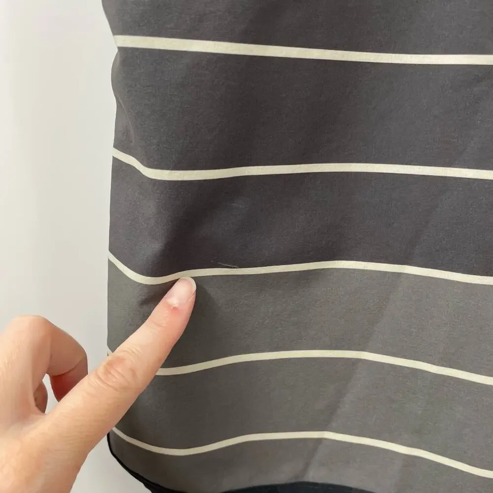 Vuori S Banks Short Black Gray Stripe